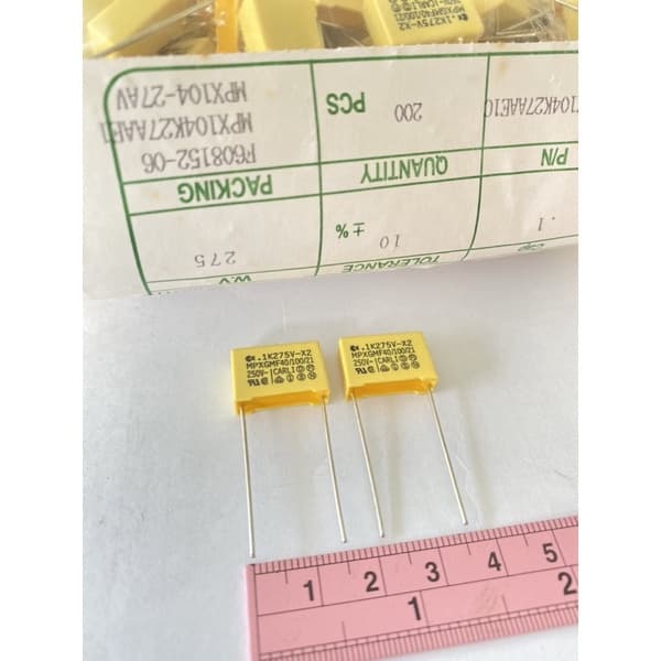 0.1UF 275V 104=100NFคาปาซิเตอร์ Made in Taiwan (แพ็ค10ตัว) 104PF สีเหลืองMPX GMF ห่าง15มิล 100nJ 275VAC 100nJ 275V 100nJ