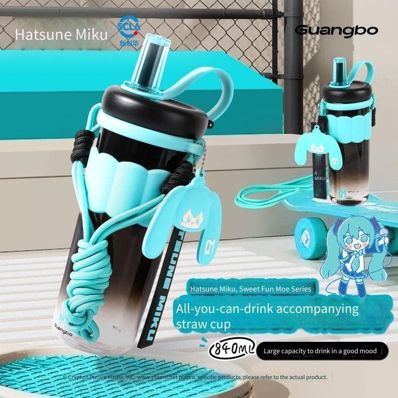 Guangbo Hatsune Miku ถ้วยฟางแท้สาวฤดูร้อนถ้วยน้ําน่ารักแบบพกพาถ้วยขวดน้ําพลาสติกสองมิติ