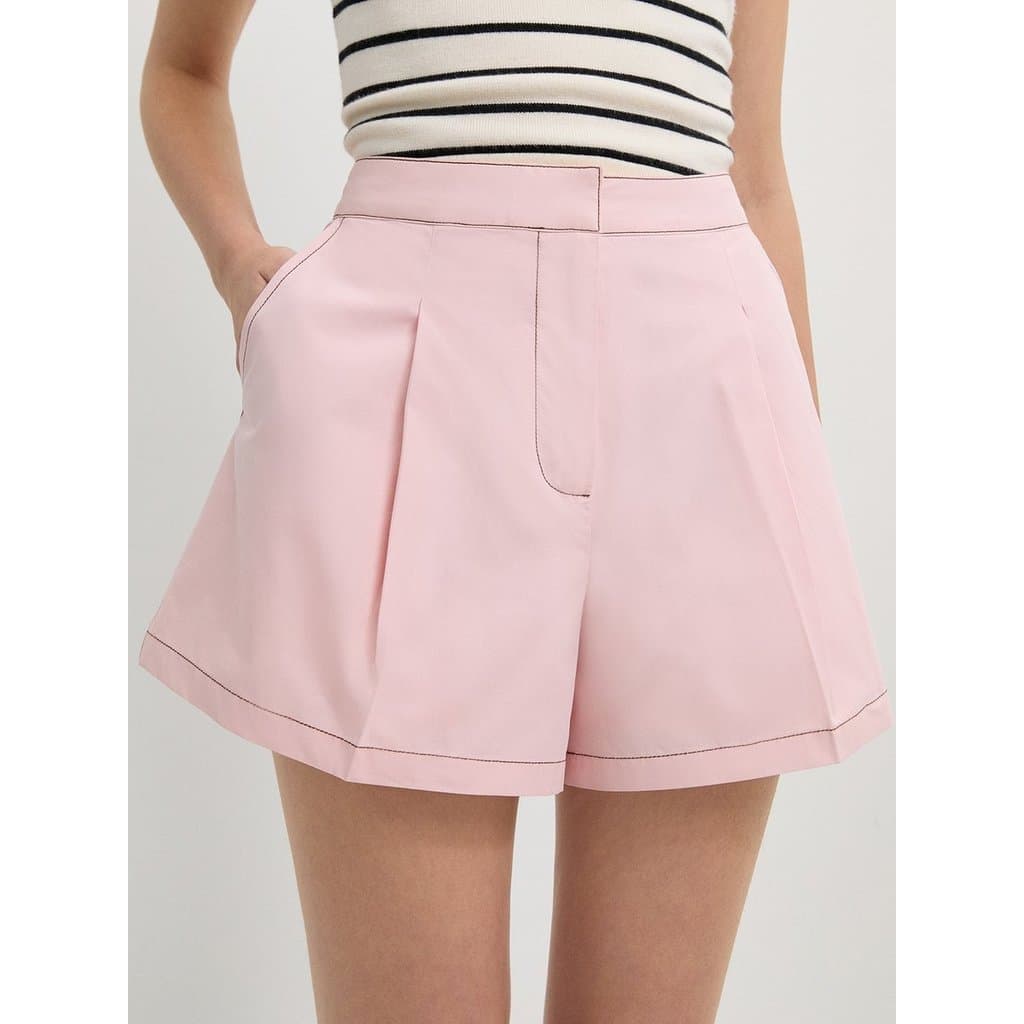 [Pomelo] กางเกงขาสั้นคอตตอนเอวสูงจับจีบหน้า / High Waisted Pleated Cotton Pocket Shorts